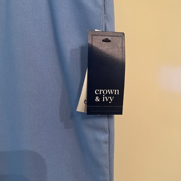 Light blue capris - Picture 2 of 7